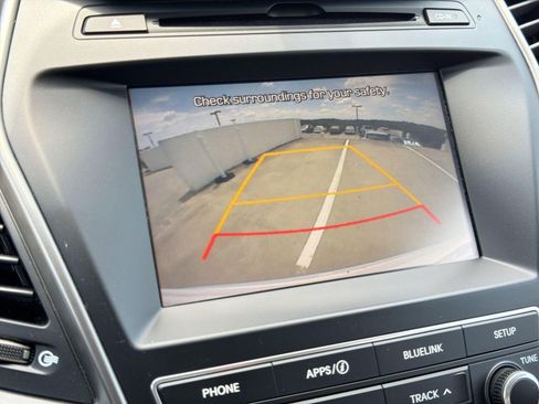 Used 2017 Hyundai Santa Fe Sport FWD image 23