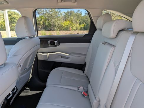 New 2026 Kia Sorento S FWD image 16