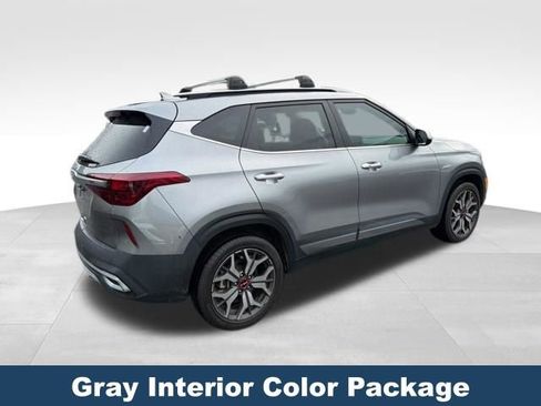 Used 2023 Kia Seltos SX w/ SX Sunroof Package AWD/4WD image 6
