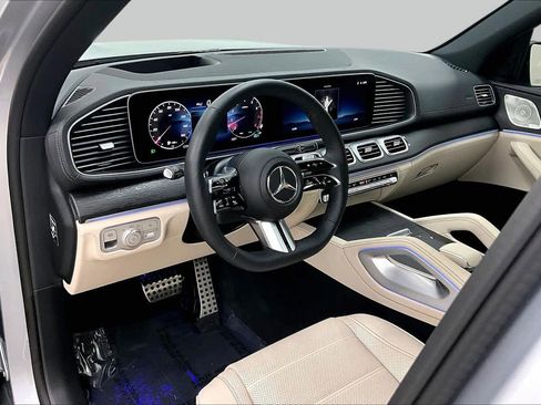 Certified 2026 Mercedes-Benz GLS 580 4MATIC image 18