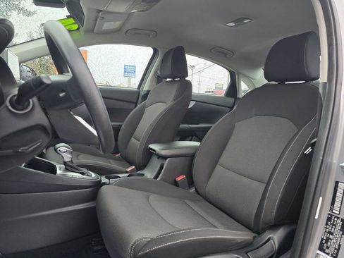 Used 2024 Kia Forte LXS image 21