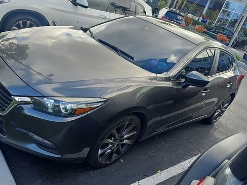 Used 2018 MAZDA MAZDA3 Touring image 1