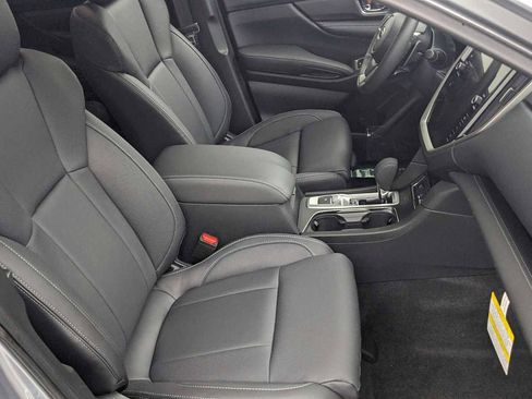 New 2025 Subaru Ascent Limited image 24