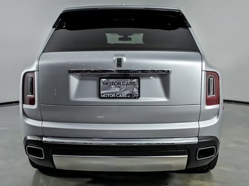 Used 2022 Rolls-Royce Cullinan AWD/4WD image 9