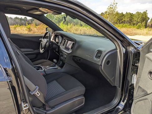 Used 2023 Dodge Charger SXT image 33
