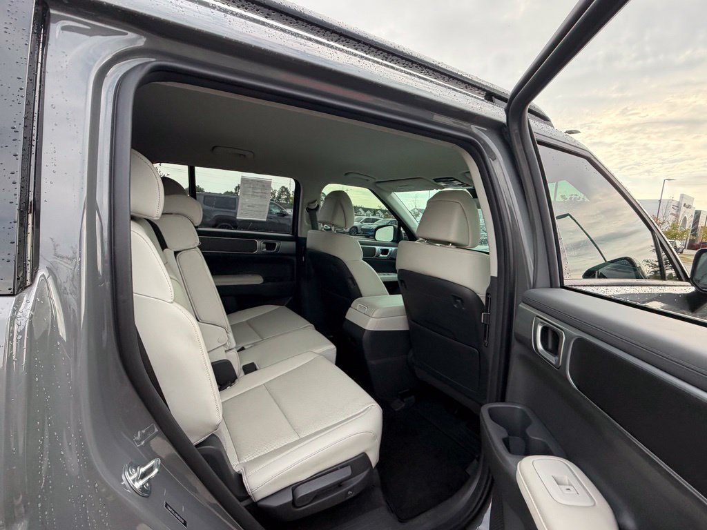 Used 2024 Hyundai Santa Fe SEL FWD image 39