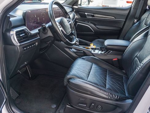 Certified 2023 Kia Telluride SX Prestige X-Line AWD/4WD image 18