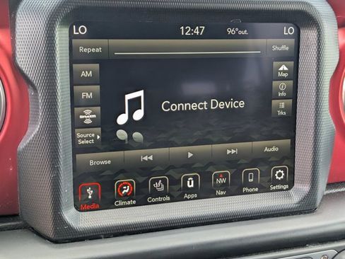 Used 2021 Jeep Wrangler Unlimited Rubicon AWD/4WD image 22