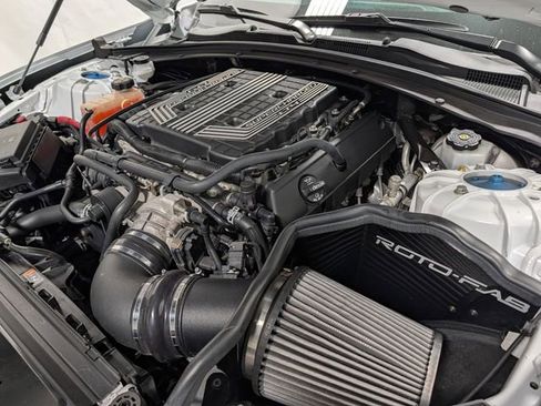 Used 2018 Chevrolet Camaro ZL1 image 31