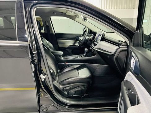 Used 2022 Jeep Compass Latitude FWD image 33
