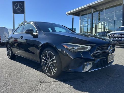 Used 2025 Mercedes-Benz CLA 250 4MATIC image 1