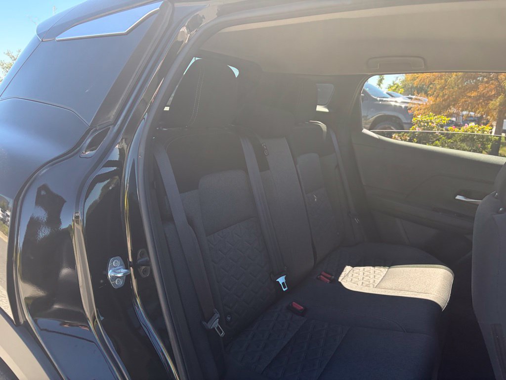 Used 2025 Nissan Kicks SV FWD image 41