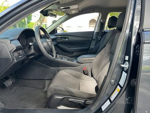 Used 2025 Honda Accord LX image 14
