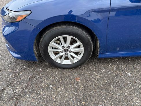 Used 2025 Toyota Camry LE image 28