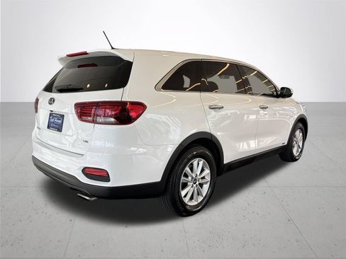 Used 2020 Kia Sorento AWD V6 image 7