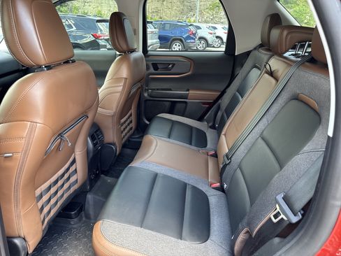 Used 2023 Ford Bronco Sport Outer Banks w/ Tech Package AWD/4WD image 18