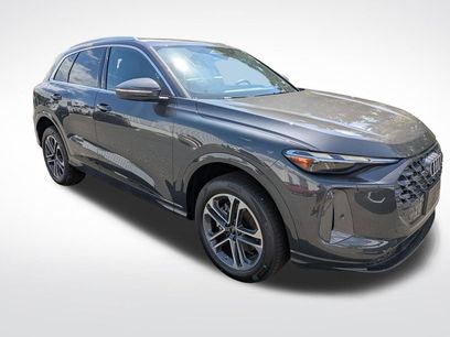 New 2025 Audi Q5 Premium w/ Convenience Package