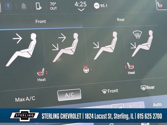 Used 2024 Chrysler Pacifica Touring-L FWD image 25
