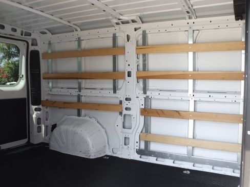 Used 2025 RAM ProMaster 2500 w/ U-Haul Equipment Group FWD image 14