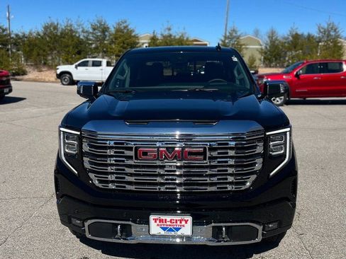 New 2025 GMC Sierra 1500 Denali w/ Technology Package image 3