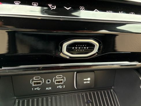 New 2026 Jeep Grand Cherokee Limited image 10