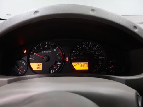 Used 2017 Nissan Frontier SV image 37