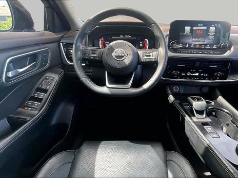 Certified 2023 Nissan Rogue Platinum w/ Platinum Premium Package AWD/4WD image 6