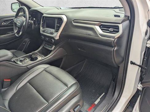 Used 2023 GMC Acadia SLT w/ Technology Package FWD image 20
