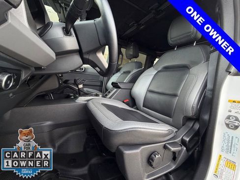 Certified 2024 Ford Bronco Big Bend image 6