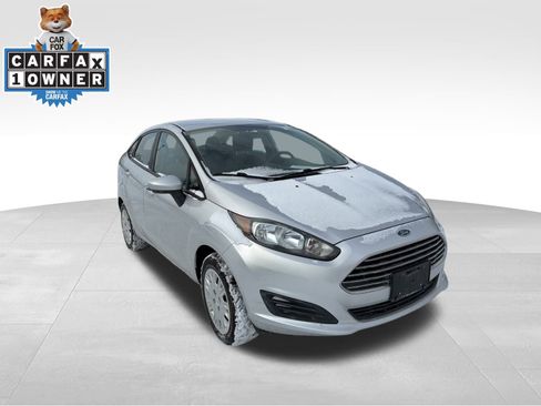 Used 2014 Ford Fiesta S image 3