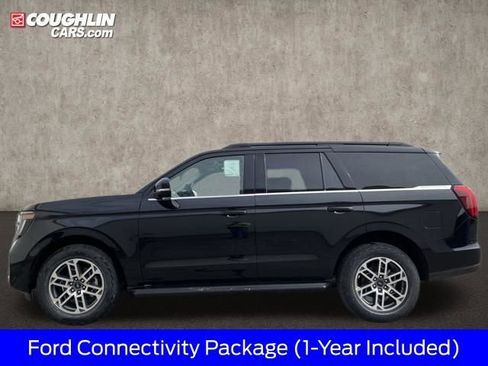 New 2026 Ford Expedition Active image 2