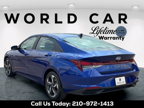 Used 2023 Hyundai Elantra SEL w/ Convenience Package FWD image 5