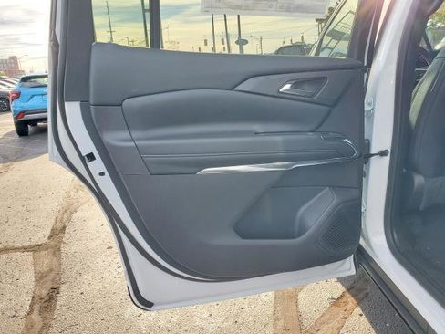 New 2026 Chevrolet Traverse LT w/ Driver Confidence Package image 23