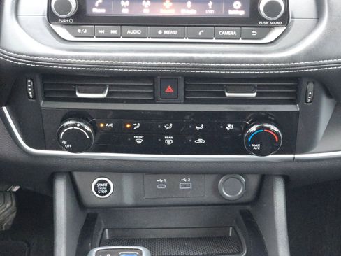 Used 2021 Nissan Rogue S image 18