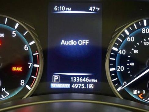 Used 2018 INFINITI Q50 Luxe w/ Essential Package (2.0T Luxe) image 12