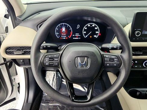 Used 2025 Honda HR-V LX image 13
