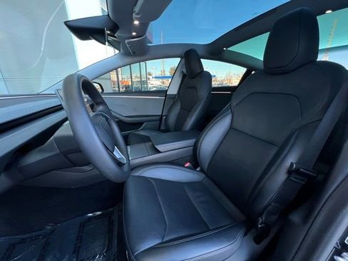 Used 2025 Tesla Model 3 Long Range image 11