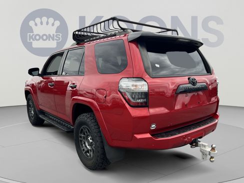 Used 2020 Toyota 4Runner Venture w/ Moonroof Package AWD/4WD image 4