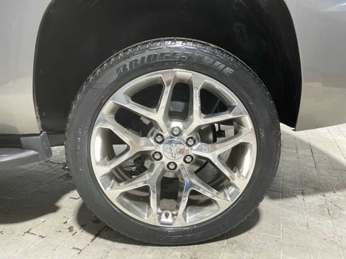 Used 2019 Chevrolet Tahoe LT RWD image 8