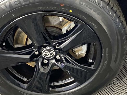 Used 2023 Toyota Highlander L image 29