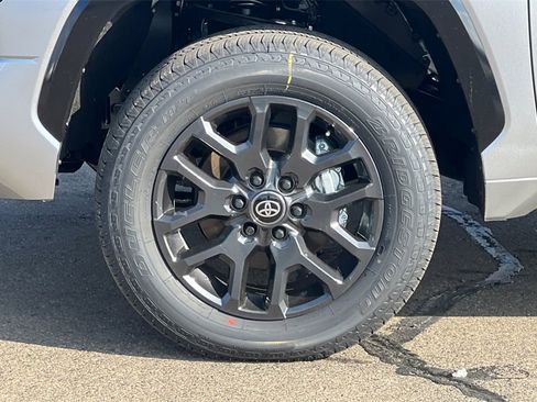 New 2026 Toyota Tundra Platinum image 24