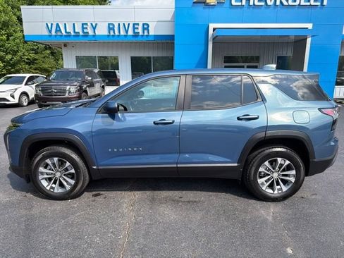 Used 2026 Chevrolet Equinox LT AWD/4WD image 9