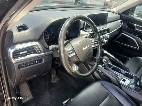 Used 2022 Kia Telluride LX AWD/4WD image 7