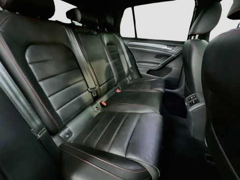Used 2018 Volkswagen GTI Autobahn FWD image 27