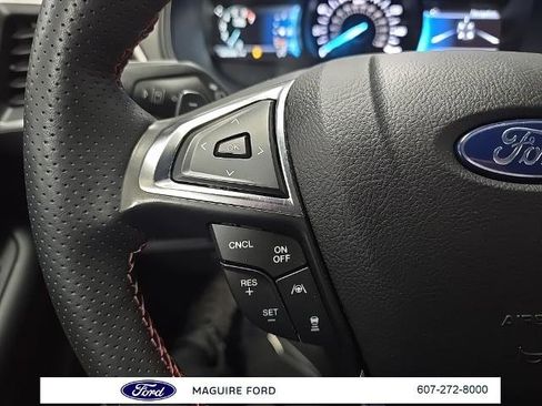 Certified 2022 Ford Edge ST-Line w/ Class II Trailer Tow Package image 22