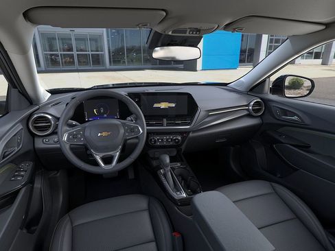 New 2026 Chevrolet Trax ACTIV w/ Driver Confidence Package image 15