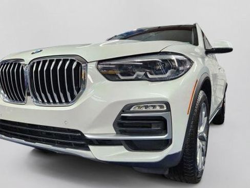 Used 2019 BMW X5 xDrive40i w/ Convenience Package AWD/4WD image 5