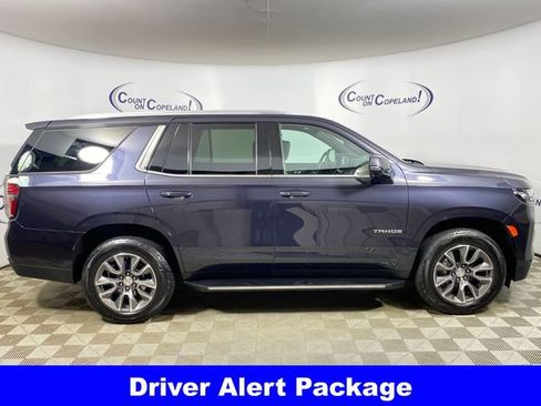 Certified 2022 Chevrolet Tahoe LT w/ Luxury Package AWD/4WD image 8