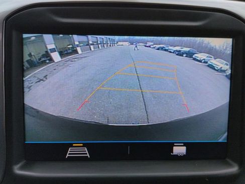 Used 2021 Chevrolet Silverado 1500 LT image 21