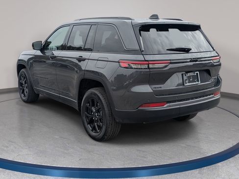 New 2026 Jeep Grand Cherokee Altitude AWD/4WD image 7